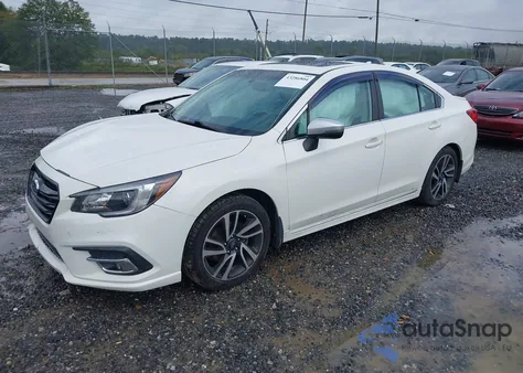2018 Subaru Legacy 2.5I Sport z USA, uszkodzony, nr VIN 4S3BNAR6XJ3024751